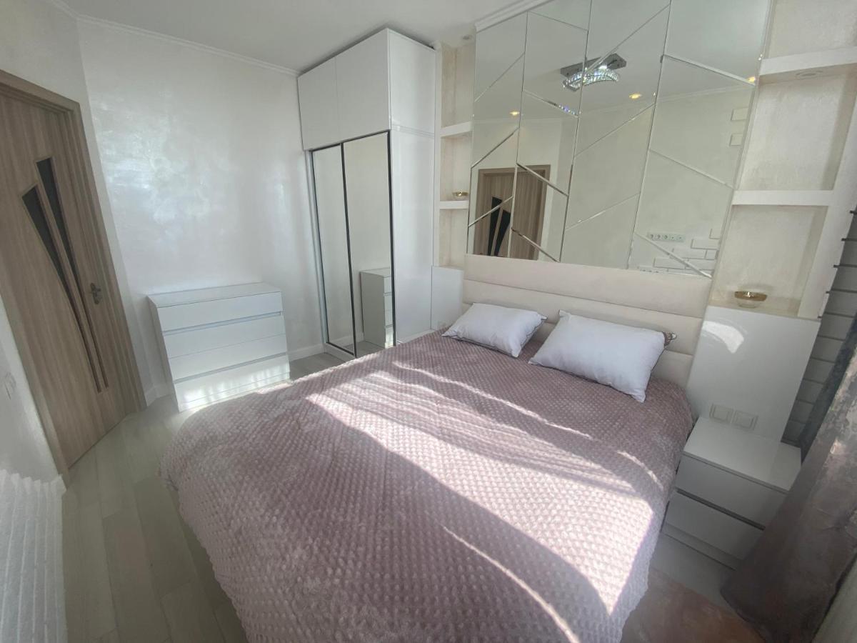 Jasmine Apartment In New Bulvar Batumi Ngoại thất bức ảnh
