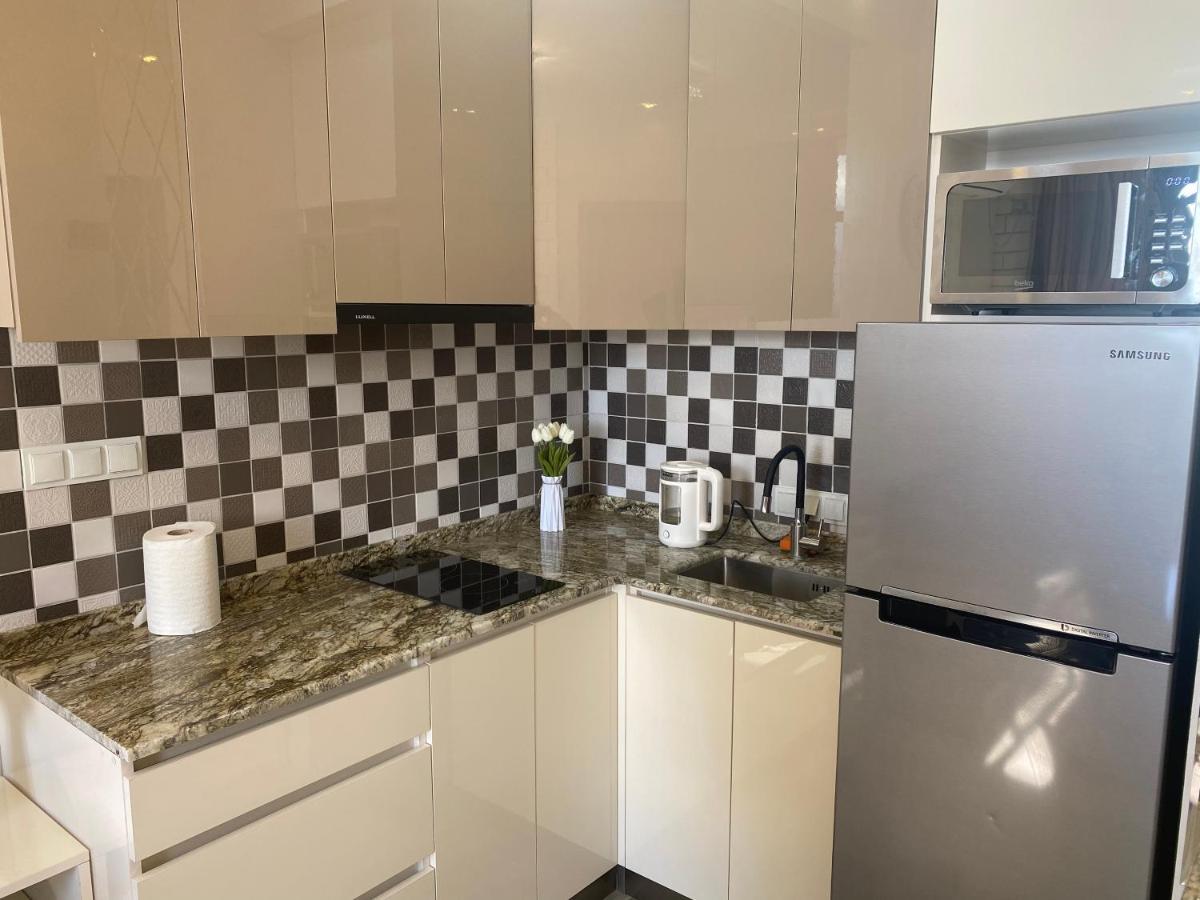 Jasmine Apartment In New Bulvar Batumi Ngoại thất bức ảnh